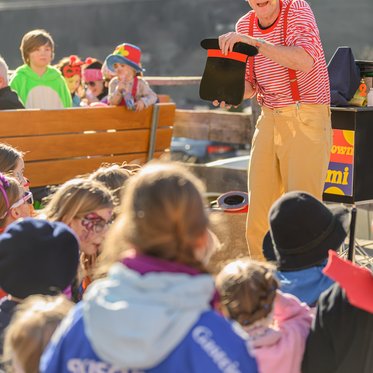 Unterhaltung durch einen Clown