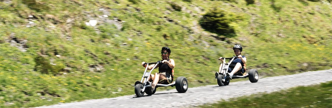 Action beim Mountaincart Fahren