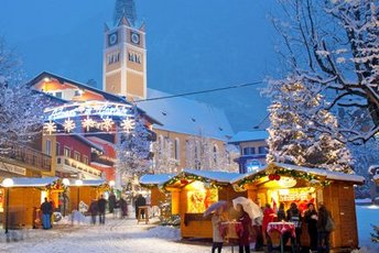 Adventmarkt im Ortszentrum von Bad Hofgastein