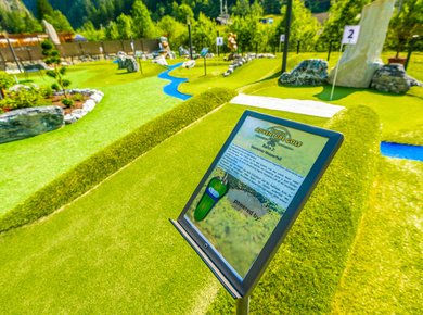 Gasthof Restaurant Burgblick mit Minigolf in Gastein