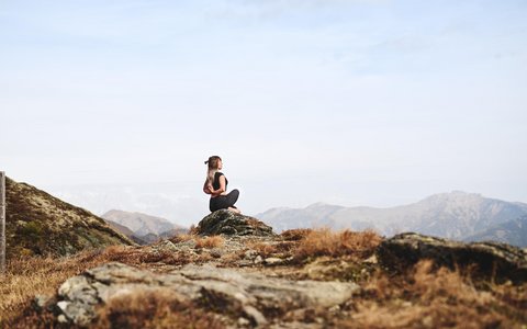 BergYoga.jpg