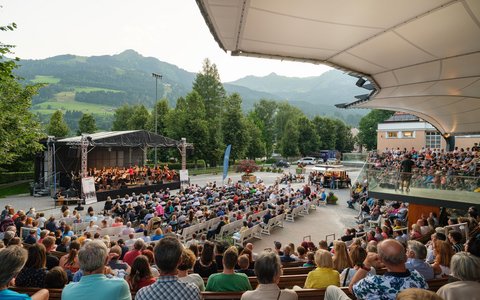 Orchester:Konzert