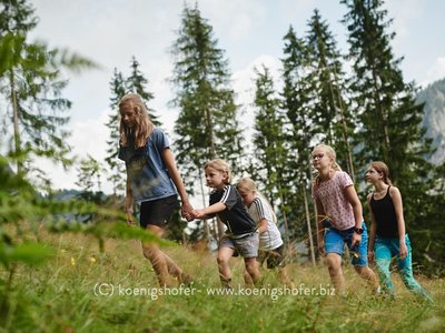 Kinder