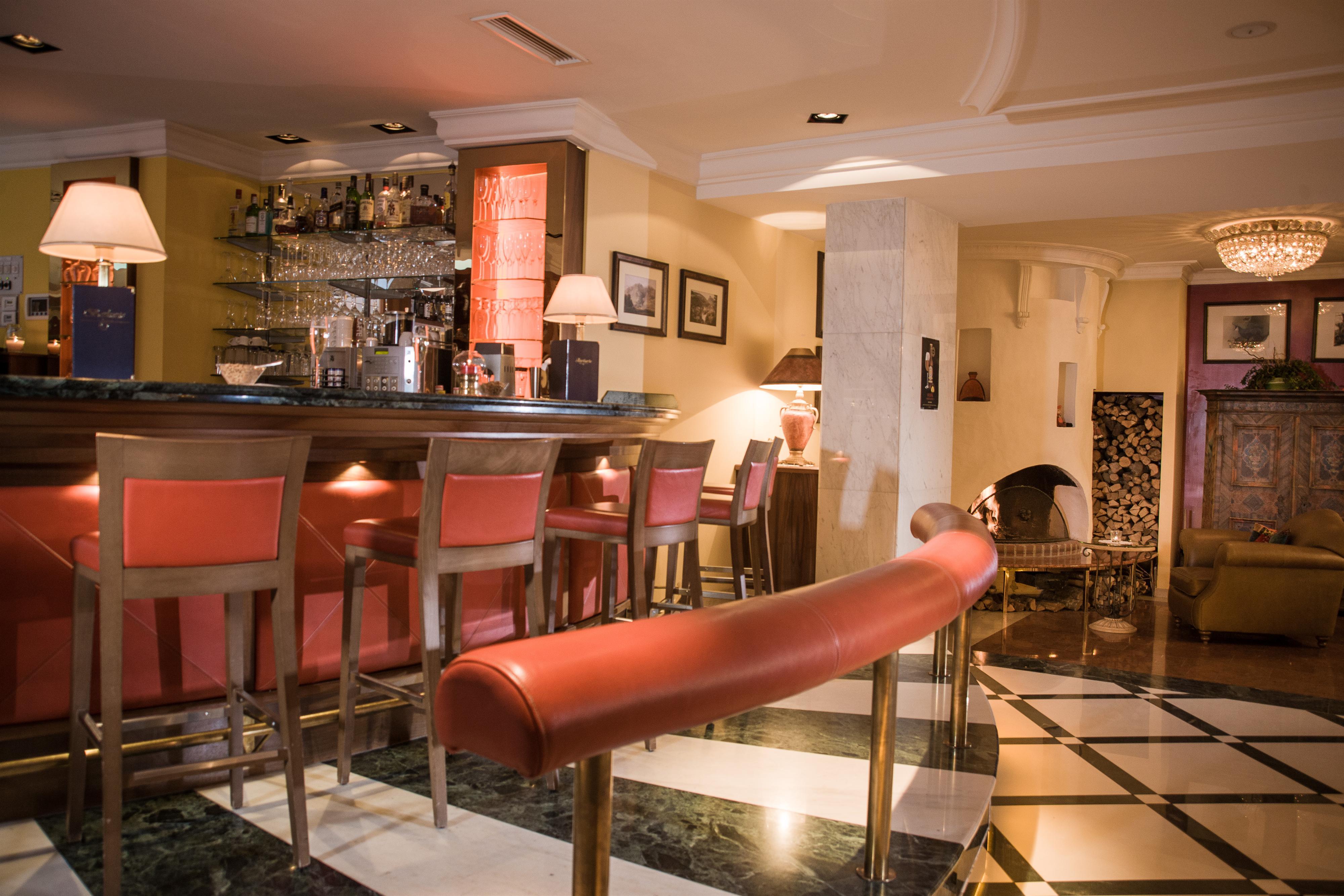 Norica-Bar.jpg
